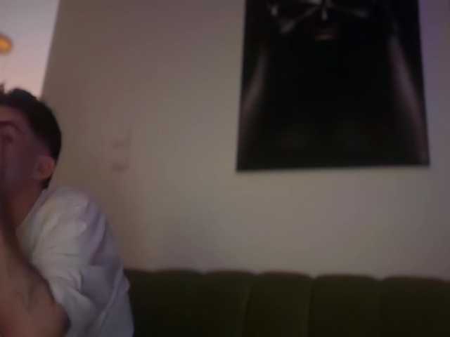 KevinAndMaria's BongaCams show and profile