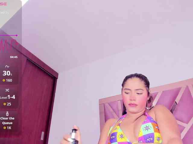 Cherryblossom233 webcam