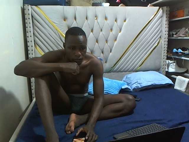 Cutypussy-beastycocky's BongaCams show and profile