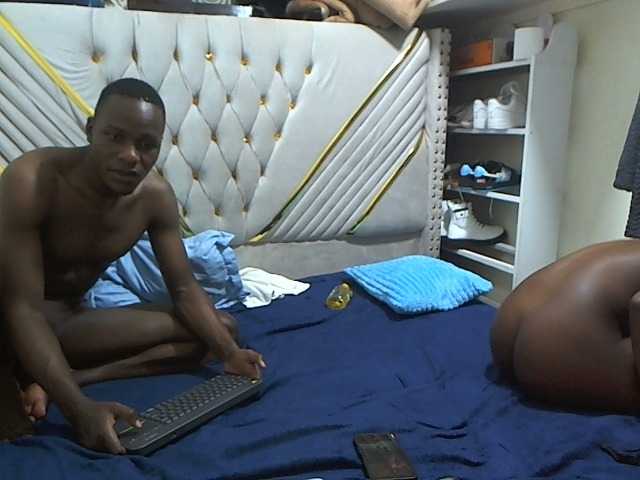 Cutypussy-beastycocky's BongaCams show and profile