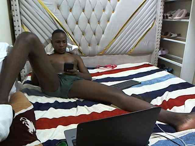 Cutypussy-beastycocky webcam