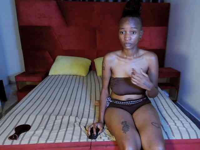 Naughty-desires webcam