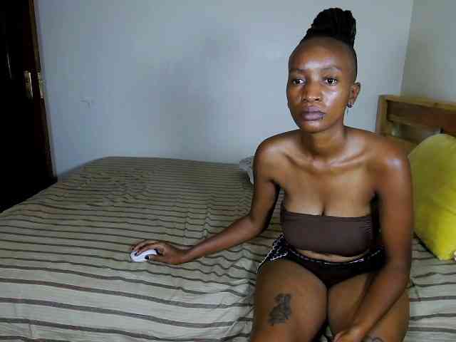 Naughty-desires webcam