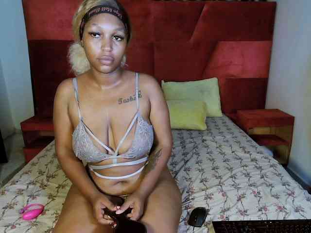 Naughty-desires webcam