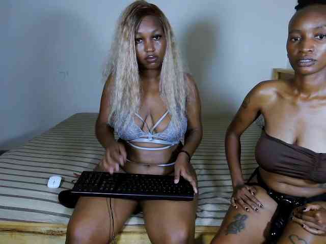 Naughty-desires webcam