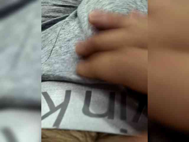 Please666 Live Webcam on BongaCams