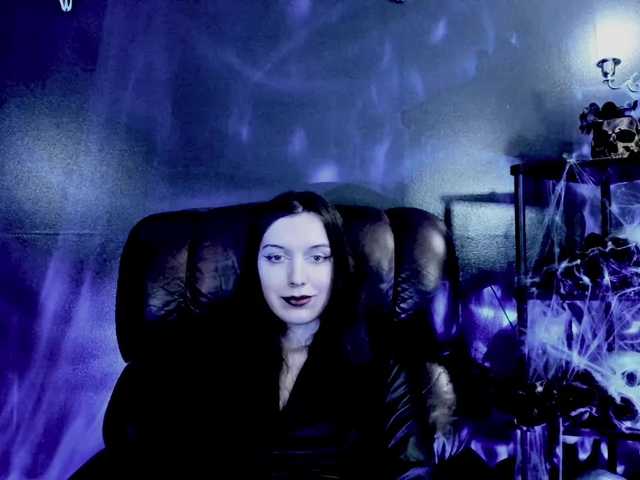 MissToxic's BongaCams show and profile