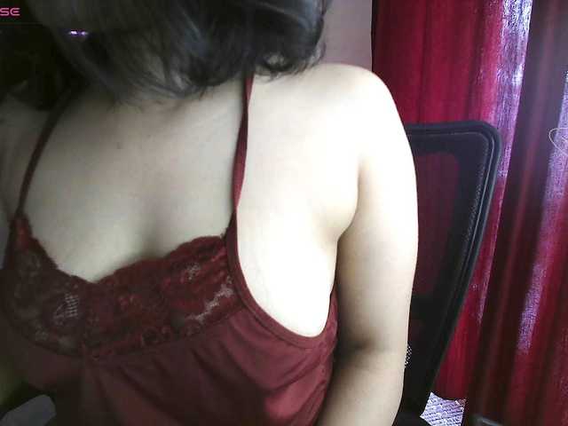 Neonvenom Live Cam and Statistics on UnifiedCams