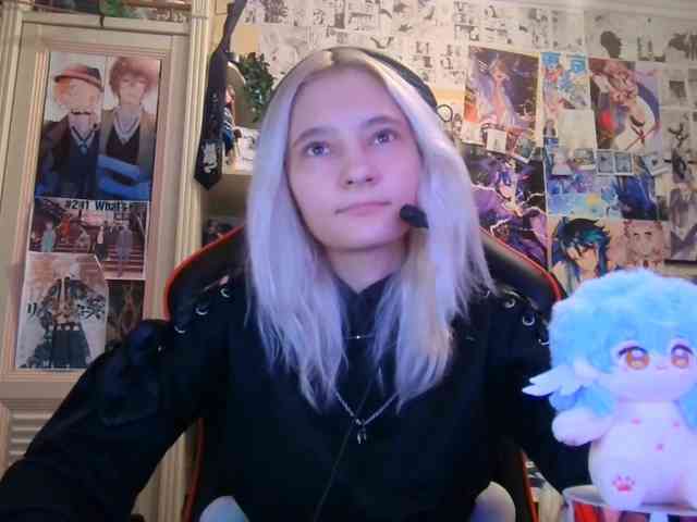 LoiseOvington webcam