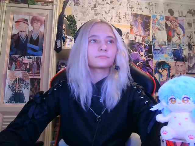 LoiseOvington webcam