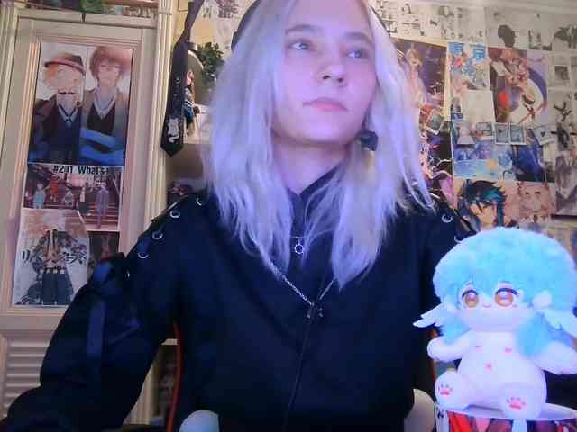 LoiseOvington webcam