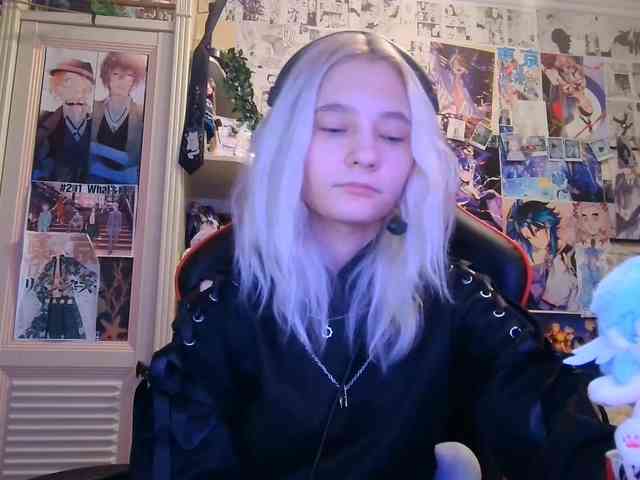 LoiseOvington webcam