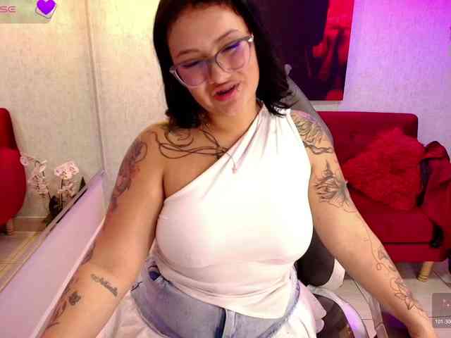 Scarlett-noir webcam