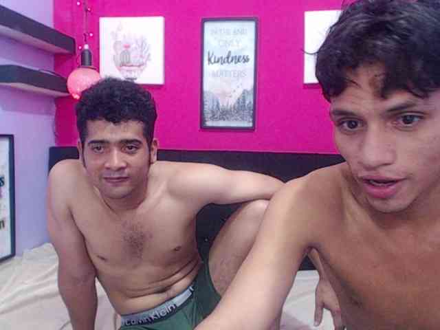 TWINKSEXO Live Webcam on BongaCams