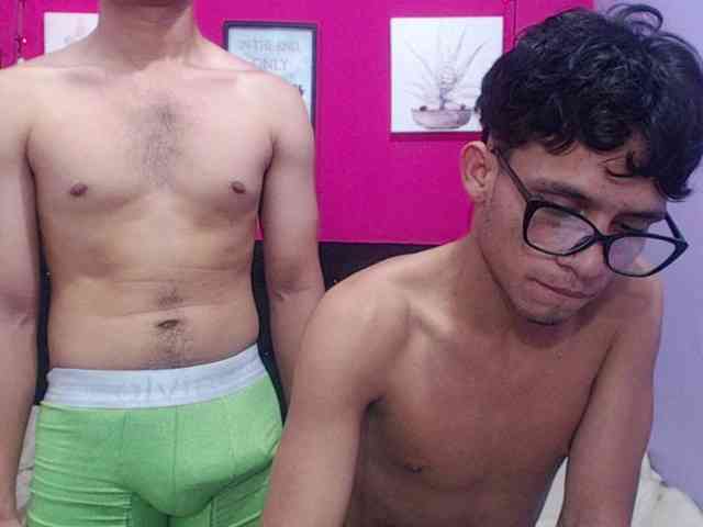 TWINKSEXO