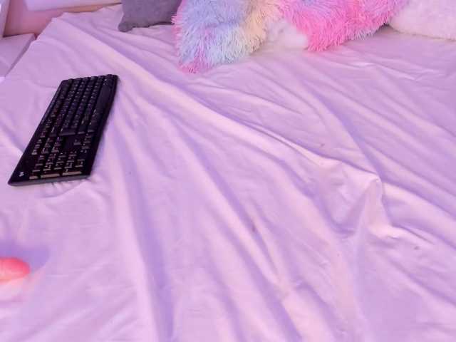 Alyssa-Mill's BongaCams show and profile