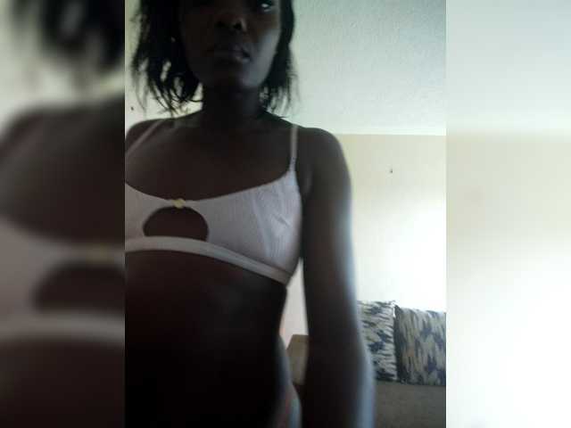 Charmingkitty1 Live Cam on BongaCams