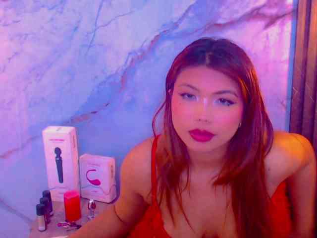 Clloelombaard Live Webcam on BongaCams