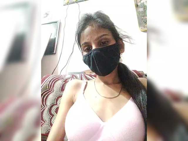 Its-muskan051 Live Cam on BongaCams