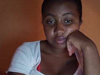 Victoria33 Porn Show