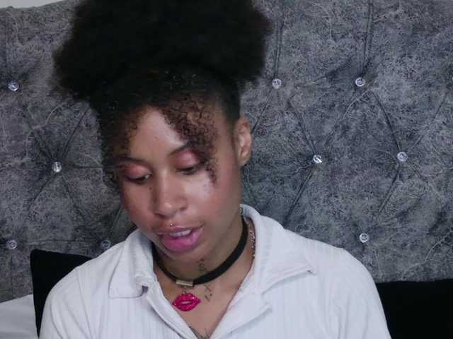 RachelAnnXd Live Cam on BongaCams