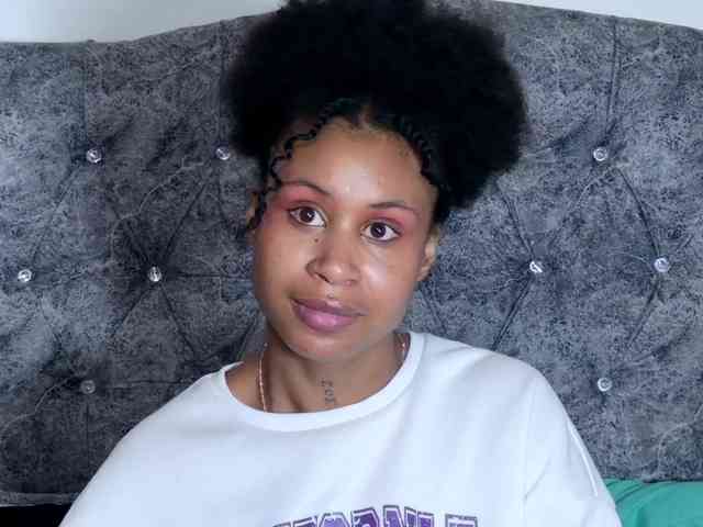 RachelAnnXd Live Webcam on BongaCams