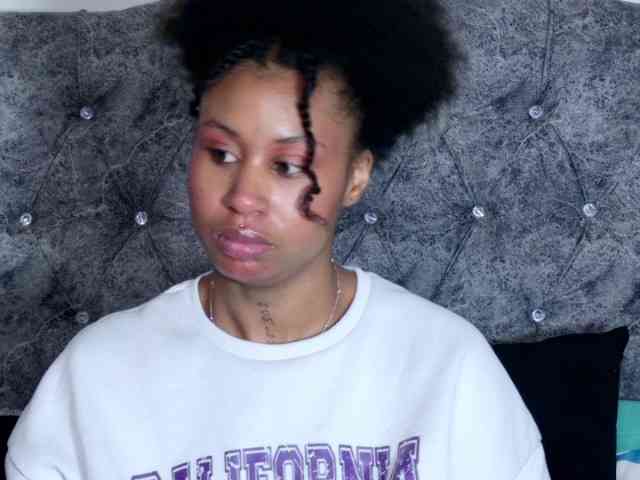 RachelAnnXd Live Webcam on BongaCams