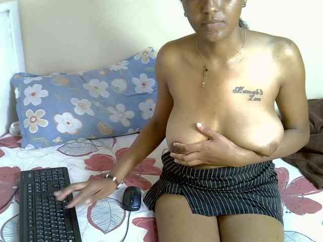 BunnyBlisss Live Webcam on BongaCams