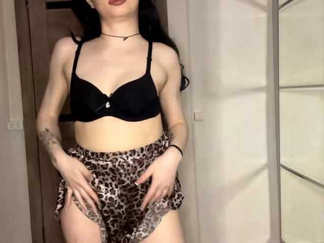 ReikoRizzardo's BongaCams show and profile