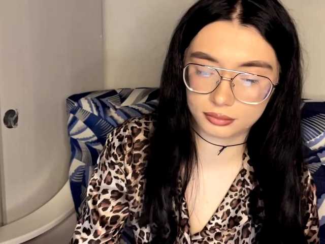 ReikoRizzardo's BongaCams show and profile