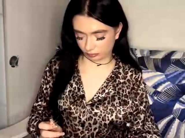 ReikoRizzardo's BongaCams show and profile