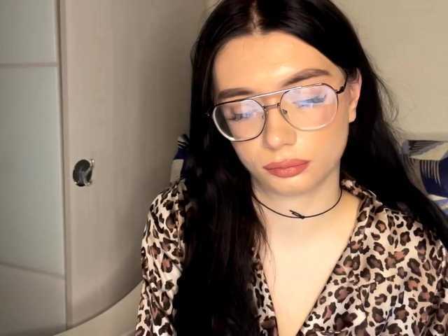 ReikoRizzardo's BongaCams show and profile