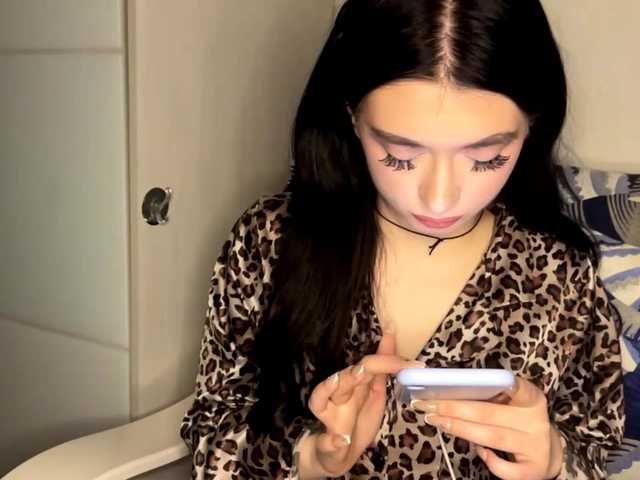 ReikoRizzardo's BongaCams show and profile