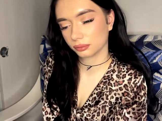 ReikoRizzardo's BongaCams show and profile