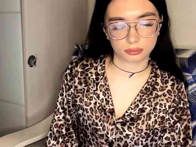 ReikoRizzardo webcam