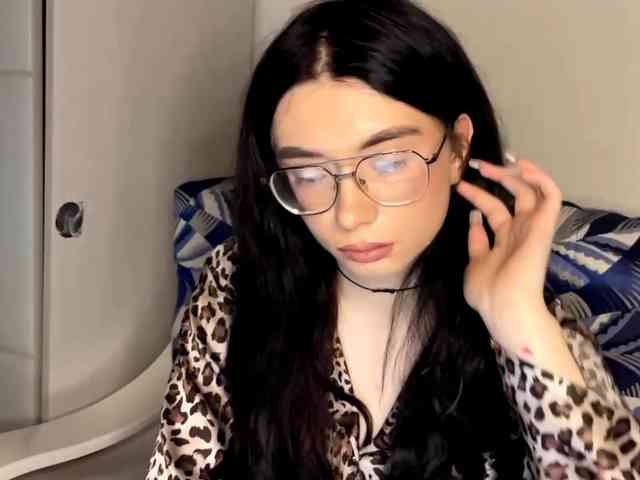 ReikoRizzardo webcam