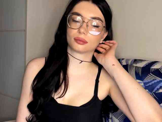 ReikoRizzardo webcam