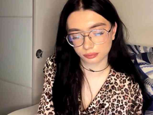 ReikoRizzardo webcam