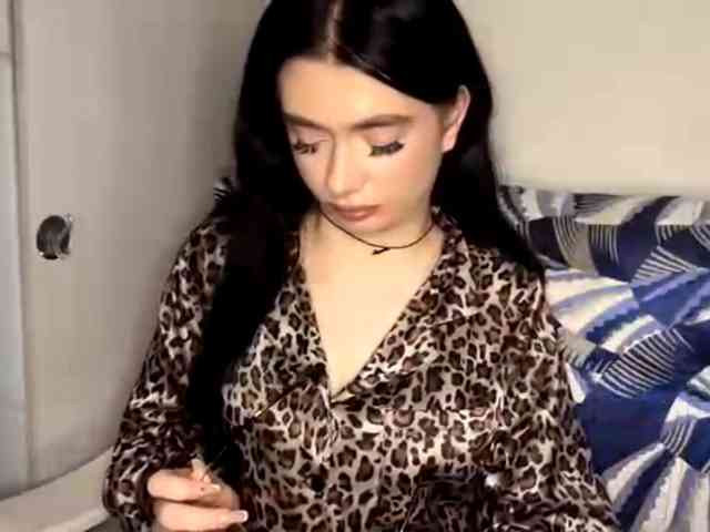 ReikoRizzardo webcam