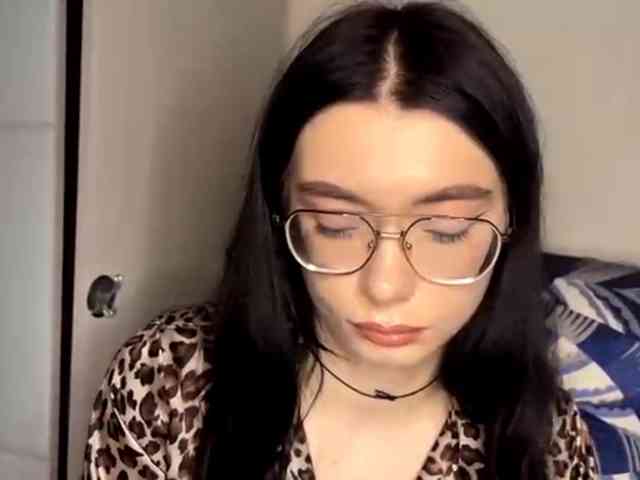 ReikoRizzardo webcam