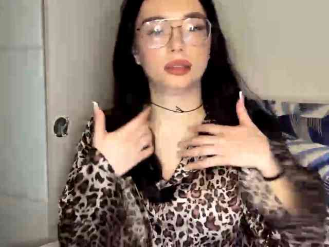 ReikoRizzardo webcam