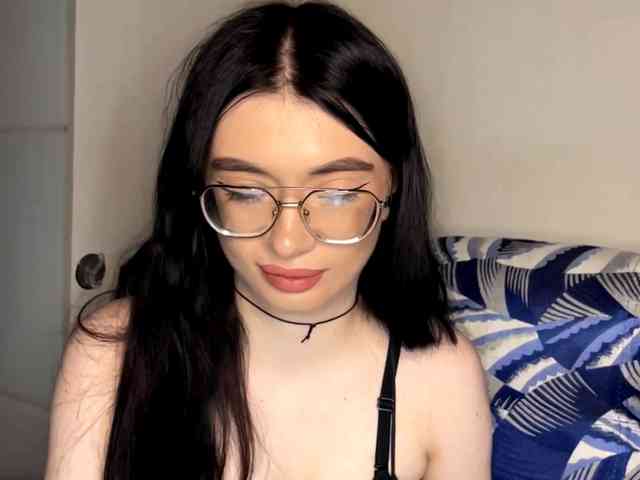 ReikoRizzardo Live Webcam on BongaCams