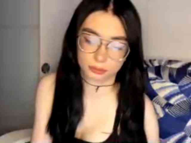 ReikoRizzardo webcam