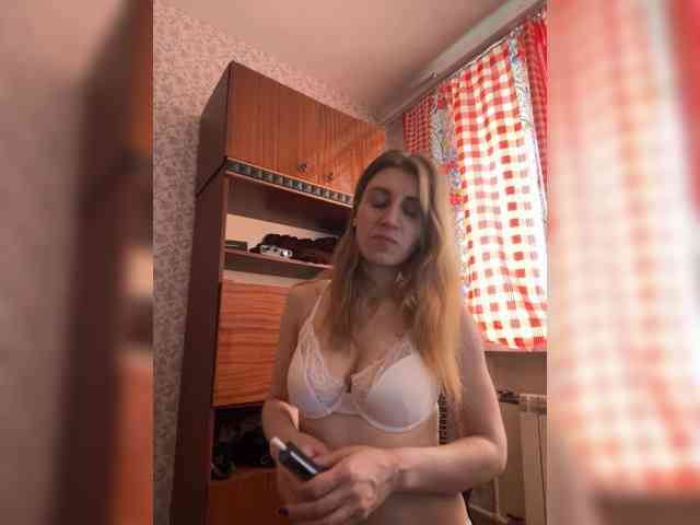 Aliya7 webcam