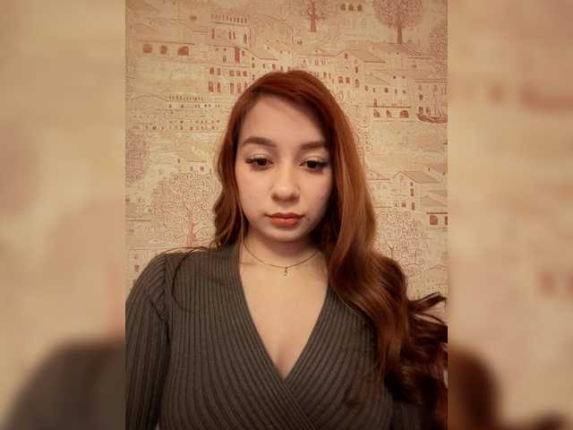 эросцена Juliaq