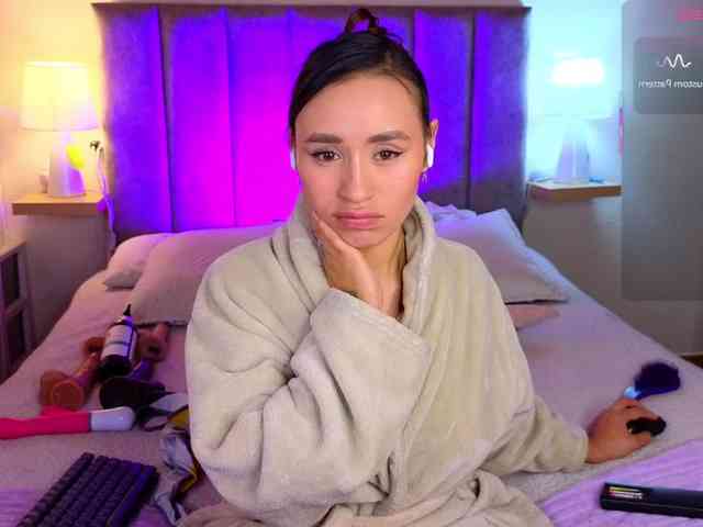 VictoriaHils Live Webcam on BongaCams