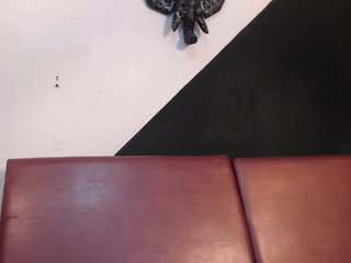 Valeria-Noir Porn Show