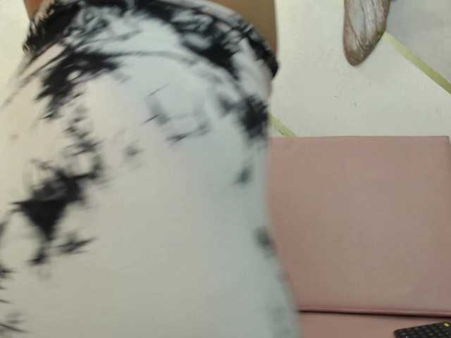 Valeria Noir (Valeria-Noir)