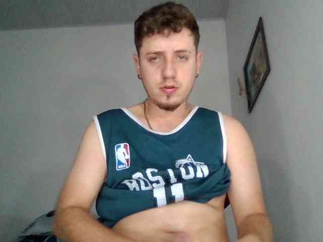 erik-conrad Live Webcam on BongaCams