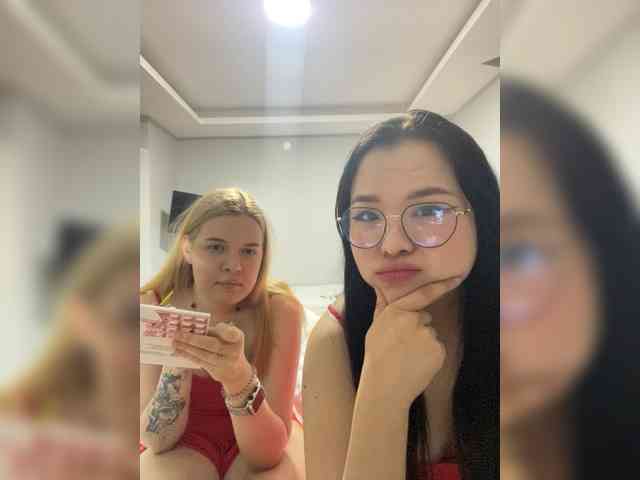 Vladalittlepony webcam